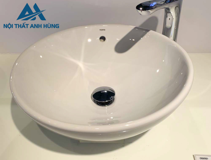 Chậu rửa lavabo đặt bàn TOTO LT523S