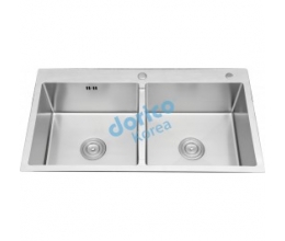 Chậu Rửa Chén Đúc Nguyên Khối 2 Hộc Inox 304 dorico DC 8245 Đều